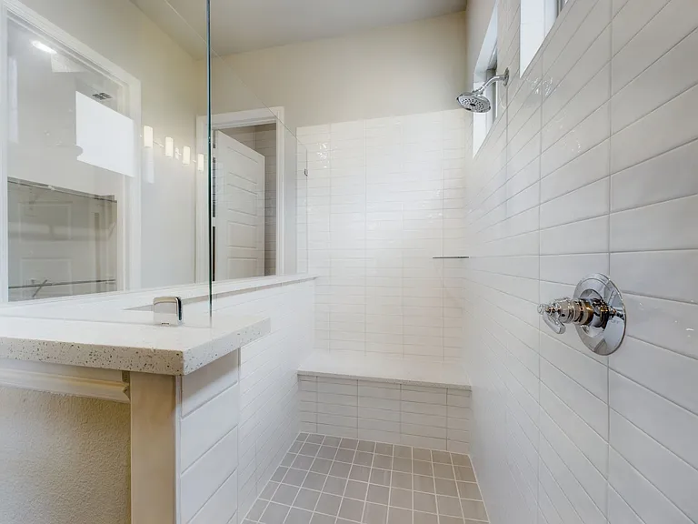11192 Hocking Hills Dr — Photo 15