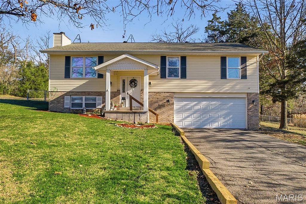 A*様 house on the hill Checker 90 904 W Chicory Ln, Sioux Falls, SD 57108 | Hegg Realtors
