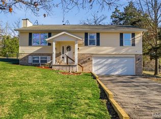 7062 Wedgewood Dr, Cedar Hill, MO 63016