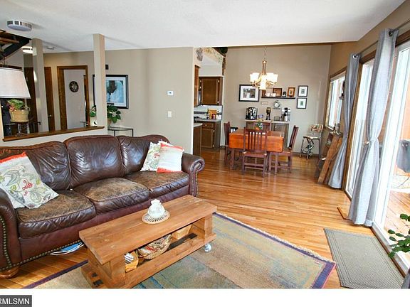 4th image of 6837 York Pl N