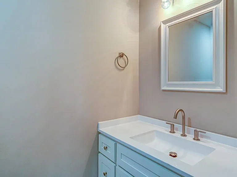 144 Garden Gate Dr — Photo 16