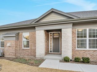 19209 Buncrana Cir, Tinley Park, IL 60487