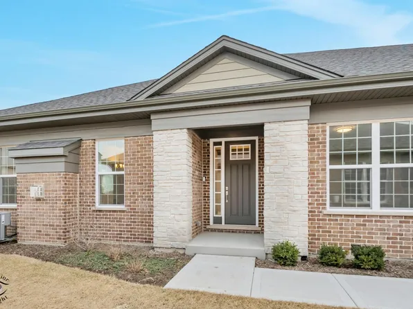 19209 Buncrana Cir, Tinley Park, IL 60487