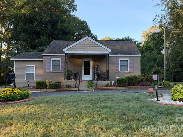 523 W 28th St, Charlotte, NC 28206