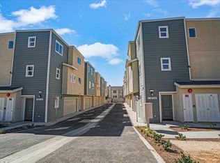 13530-13534 W Foothill Blvd, Sylmar, CA 91342