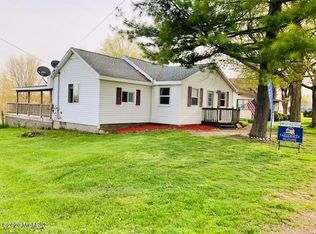 120 Maple Hwy, Lake Odessa, MI
