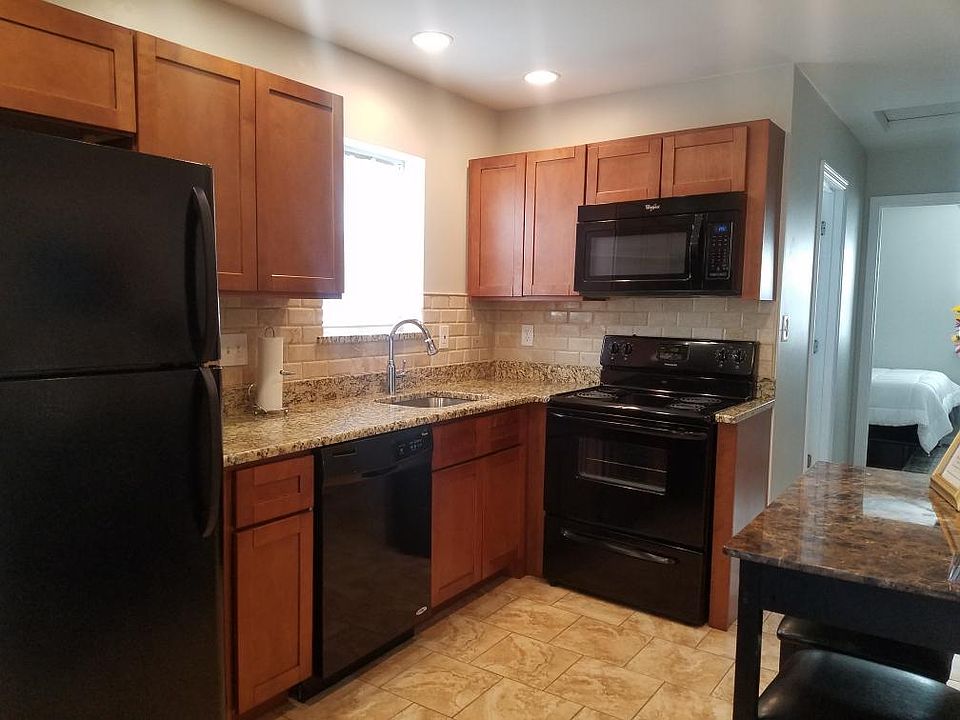 1st image of 6842 Magnolia Ave