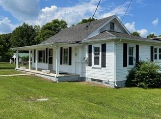 139 Smith Ave, Erwin, TN 37650