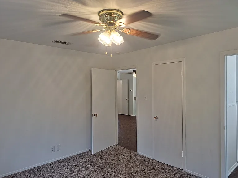 513 Simmons Dr — Photo 11