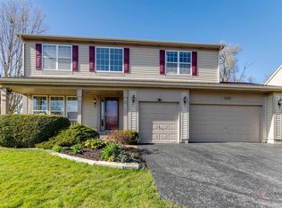 1260 Kasting Ln, Mundelein, IL