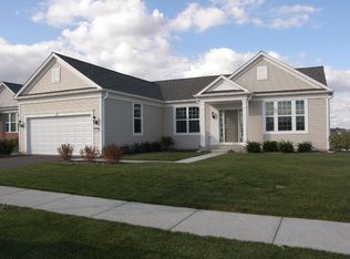3738 Canton Cir, Mundelein, IL 60060