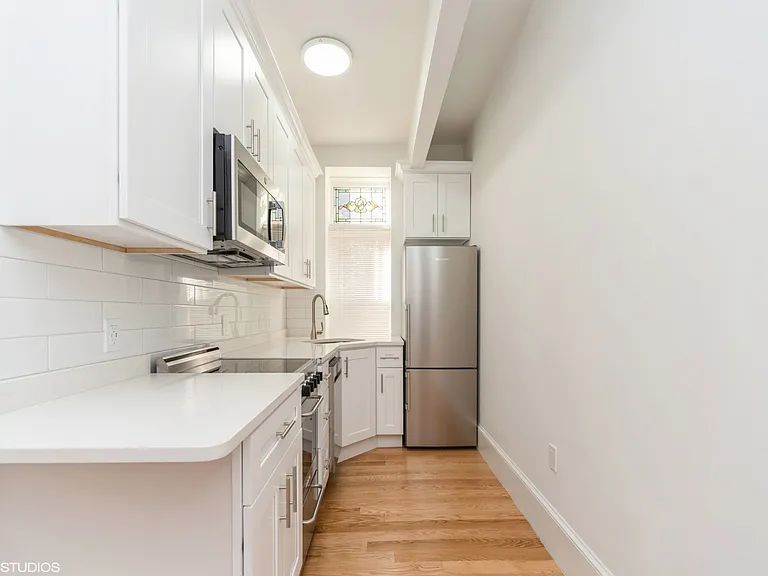 175 Hemenway St #4F — Photo 2
