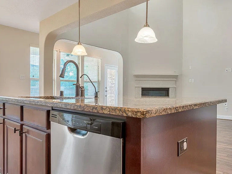 22 Garden Path Pl — Photo 13