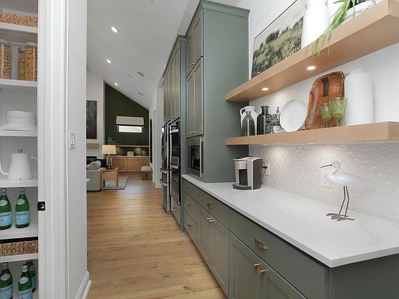 Presley III Kitchen