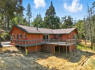 39712 Deer Ridge Dr, Oakhurst, CA