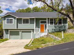 19419 Deer Hill Rd, Hidden Valley Lake, CA 95467