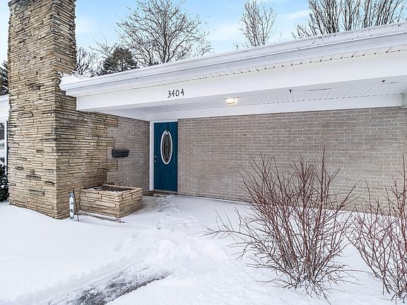 4th image of 3404 Canterbury Ave