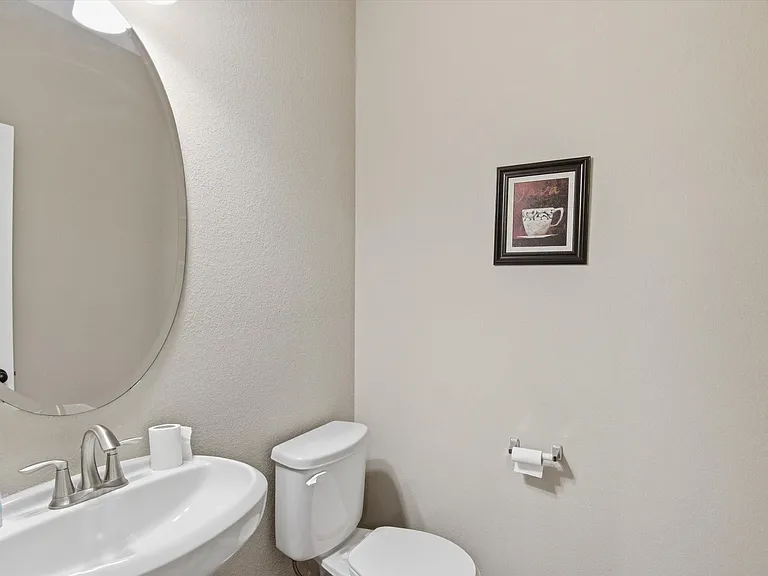 16515 Williamstown Dr — Photo 5