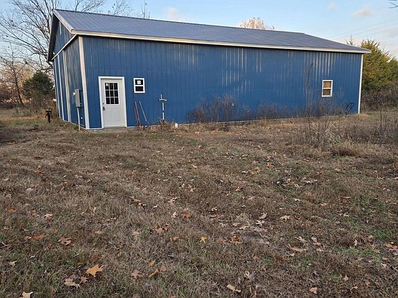 3rd image of 730 Airport Road