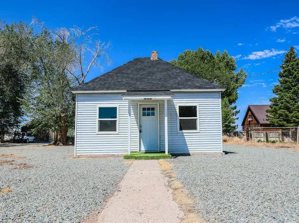 214 S 400th St W, Minersville, UT 84752