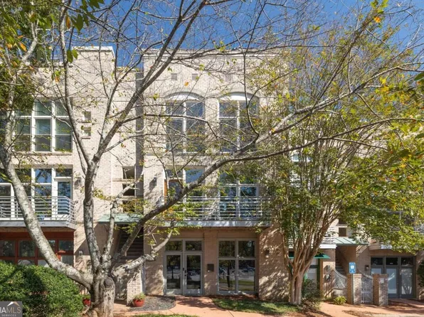 1261 Apple Valley Rd NE, Atlanta, GA 30319