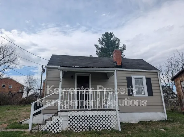 12 Miller St, Staunton, VA 24401