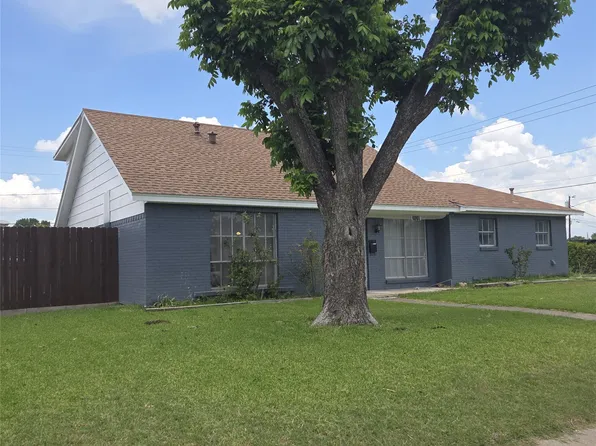 4001 Burning Tree Ln, Garland, TX 75042