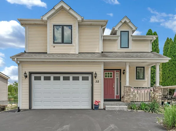 32 Largemouth Ln, Wilmington, IL 60481