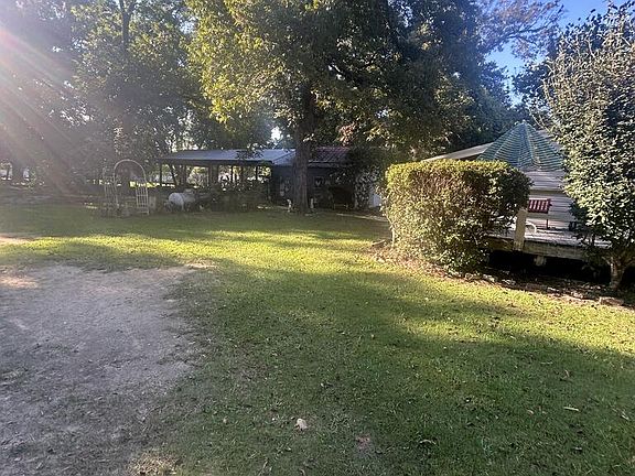 5th image of 612 Goolsby St
