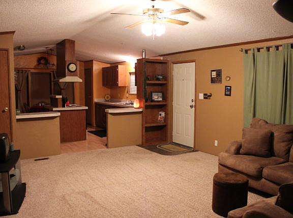 2nd image of 4746 Skyline Dr #69