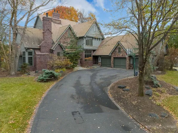 10764 Purdey Rd, Eden Prairie, MN 55347