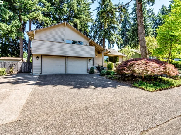 3277 Kevington Ave, Eugene, OR 97405