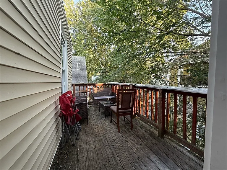 39 Cherokee St #2 — Photo 5