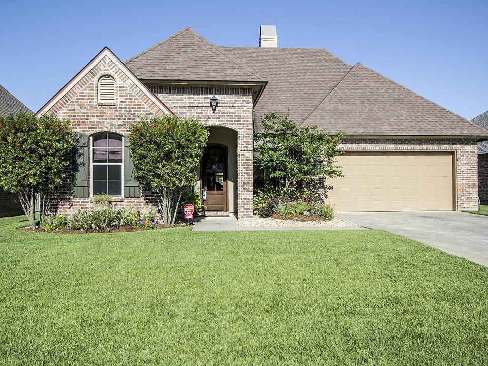 1st image of 408 Blackwater River Dr