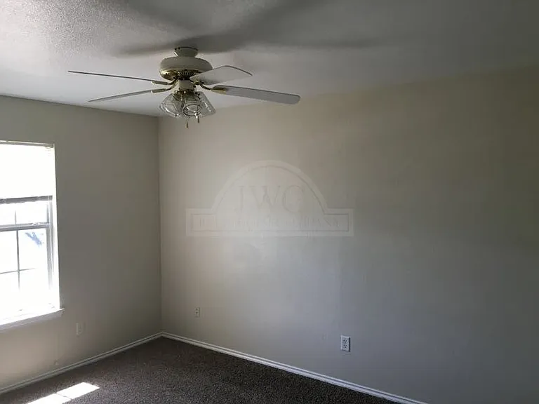 2312 Wildewood Dr #B — Photo 14