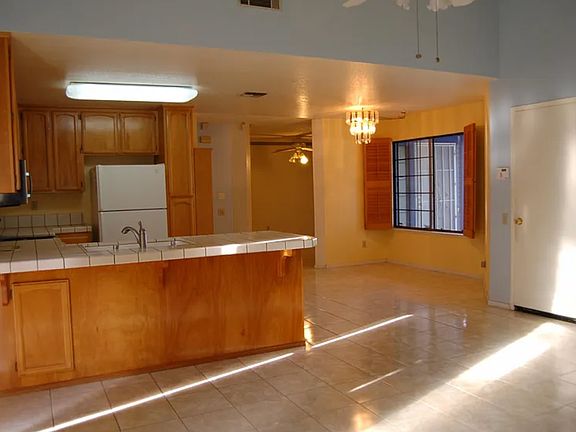 5th image of 7525 Esteem Dr