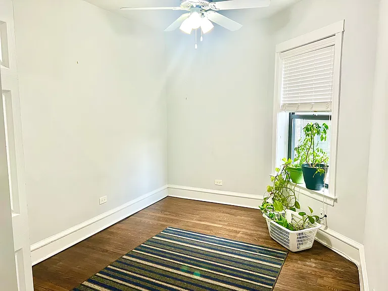 907 W Sheridan Rd #3 — Photo 8