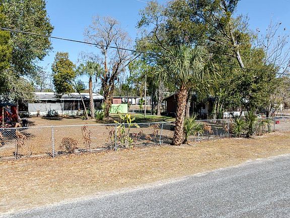 3rd image of 4004 Amber Rd