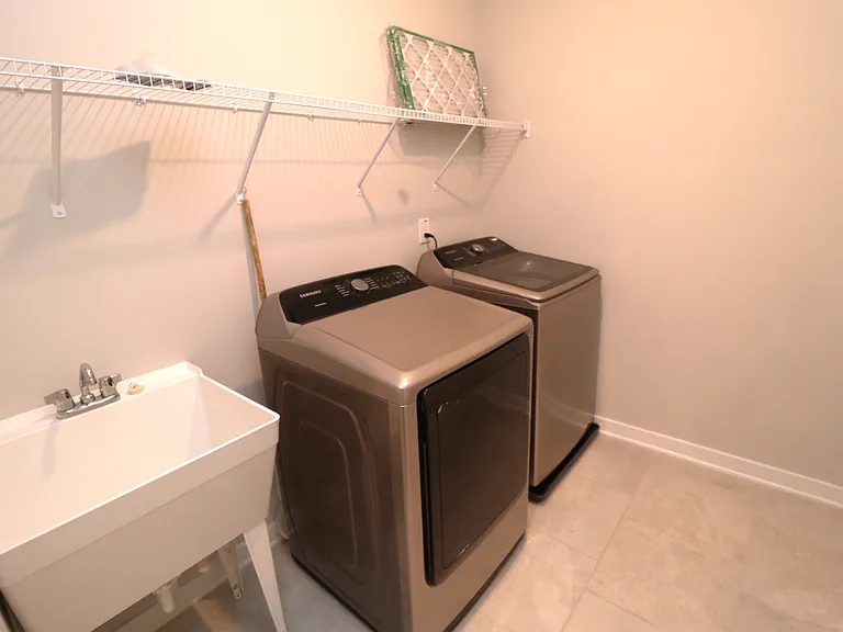 2151 Maggie Valley Dr — Photo 21