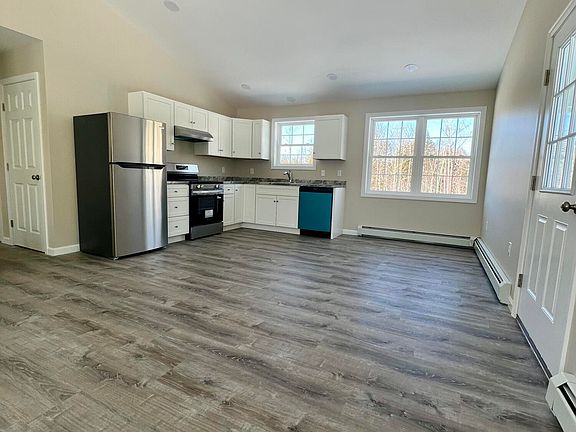 4th image of 761 Pendexter Road