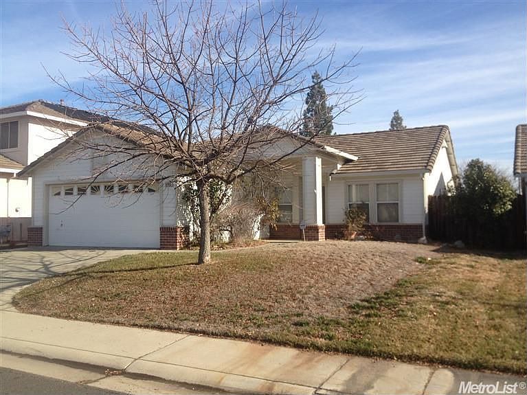 1st image of 1365 Larkflower Way