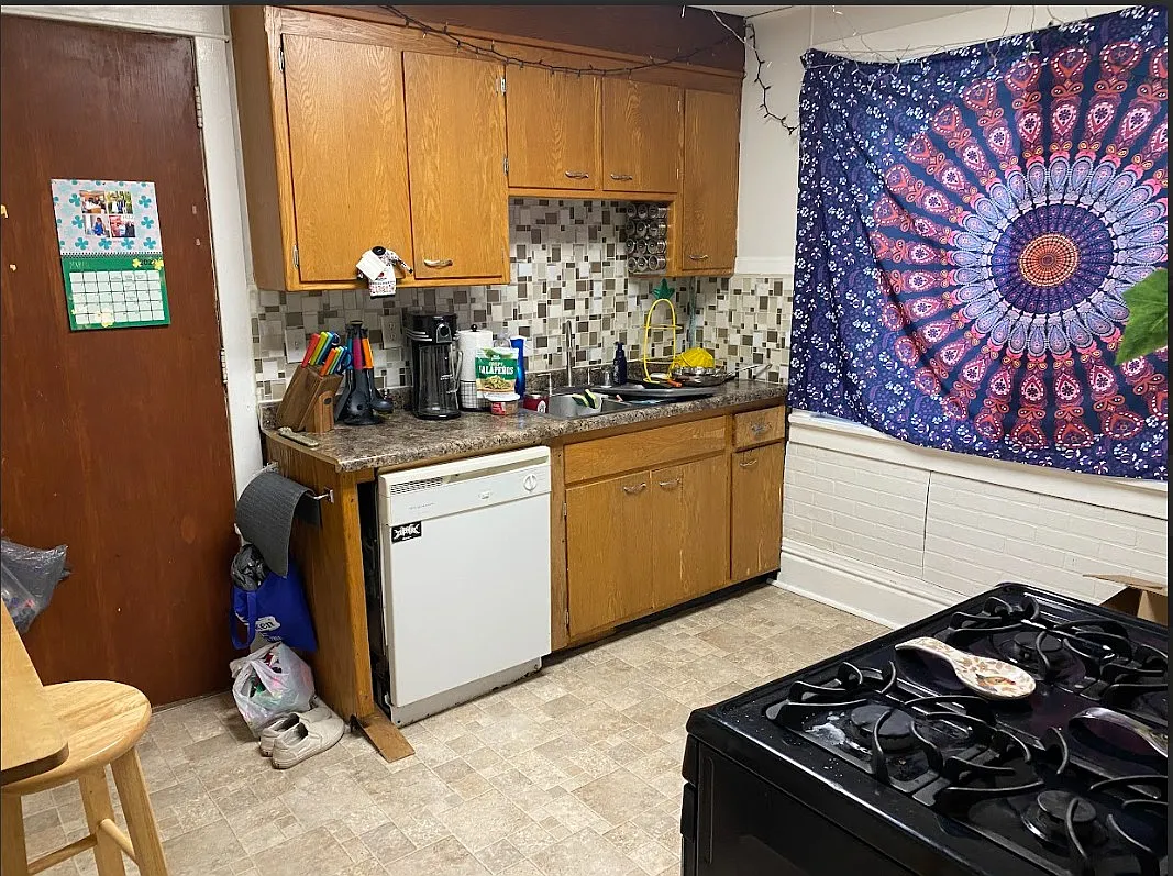 4 bed, 1.0 bath, $2,500 — Photo 4