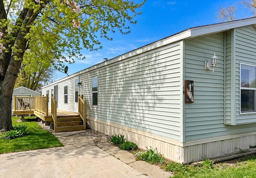 1st image of 709 2nd St NE Trailer 19