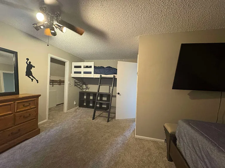 7626 N Shore Cir N — Photo 5
