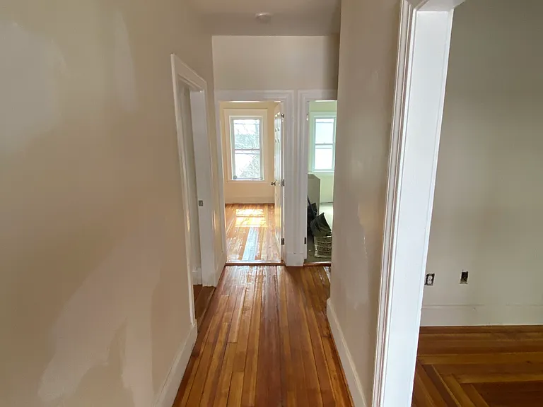 10 Lowell Cir #2 — Photo 9