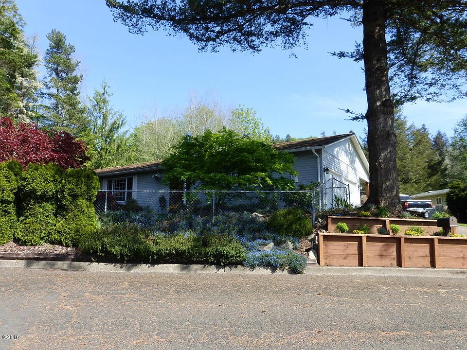 1st image of 1911 SE Alder Lane Dr