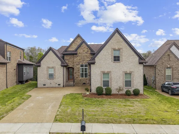 193 Karen Dr, Mount Juliet, TN 37122