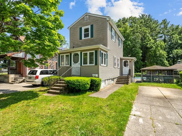 916 Bristol St, New Bedford, MA 02745