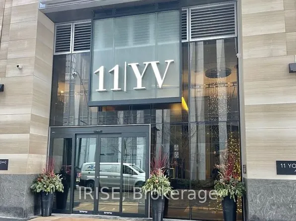 11 Yorkville Ave, Toronto, ON