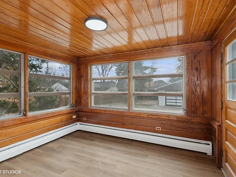 1001 Oakton St — Photo 21